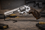 SMITH & WESSON 627 PERFORMANCE .357 MAG - 1 of 3