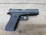 GLOCK G22 .40 S&W - 1 of 3