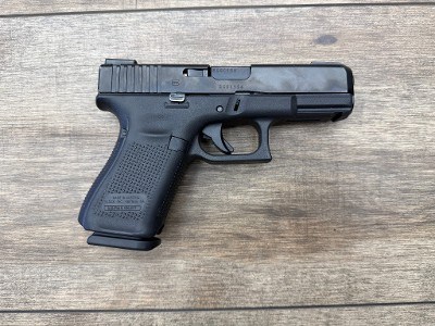 GLOCK G19 GEN 5 9MM LUGER (9x19 PARA) - Image 1 of 3