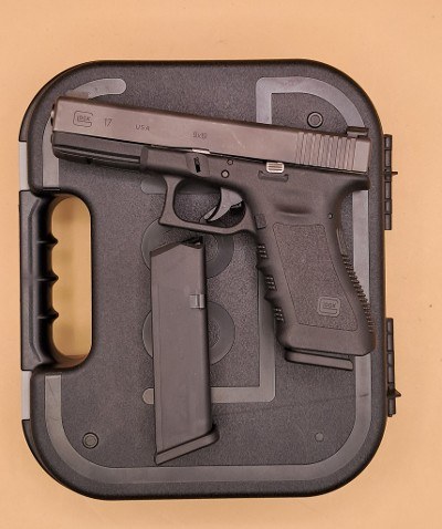 Glock 17 Gen 3 9MM LUGER (9X19 PARA) - Image 1 of 3