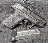 SMITH & WESSON M&P 40 SHIELD 40 Smith & Wesson - 1 of 3