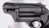 TAURUS JUDGE .45lc / .410 - 2 of 3