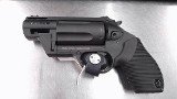 TAURUS JUDGE .45lc / .410 - 1 of 3