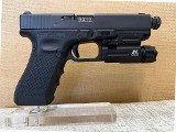 GLOCK G17 GEN 4 Threaded Barrell9MM LUGER (9x19 PARA) - 1 of 3
