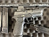 SIG SAUER P320 9MM LUGER (9x19 PARA) - 1 of 3