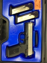 FN FNX-40 .40 S&W - 1 of 2