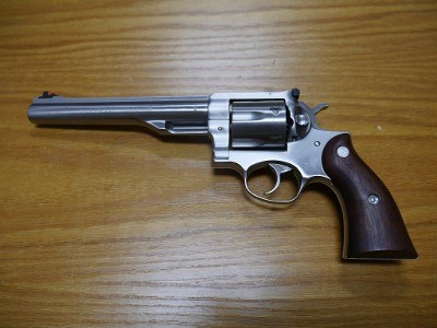 RUGER REDHAWK .44 MAGNUM - Image 1 of 3