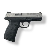 SMITH & WESSON SD40 VE .40 S&W - 1 of 3