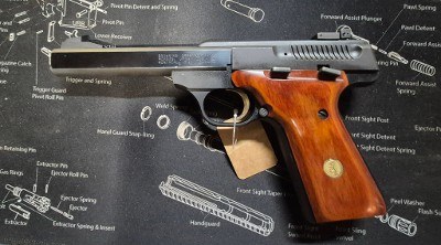 BROWNING BUCK MARK .22 LR - Image 1 of 2