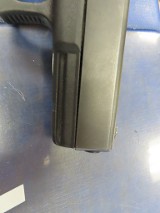 GLOCK G17 9MM LUGER (9x19 PARA) - 2 of 3