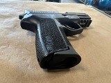 SIG SAUER SP2022 9MM LUGER (9x19 PARA) - 2 of 3