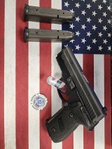 SIG SAUER P229 .40 S&W - 1 of 3