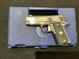 COLT OFFICER&sbquo;S MK IV SERIES 80 .45 ACP - Image 1 of 3