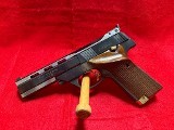 HIGH STANDARD MFG CO The Victor .22 LR - 1 of 3