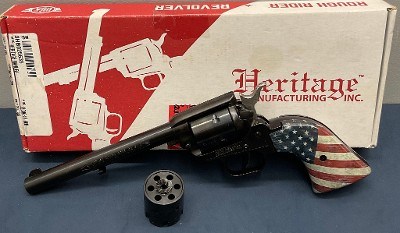 HERITAGE MFG. ROUGH RIDER - AMERICAN FLAG GRIP .22 LR - Image 1 of 3