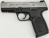 SMITH & WESSON SD40 VE .40 S&W - 1 of 3