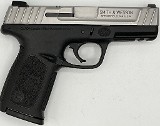 SMITH & WESSON SD40 VE .40 S&W - 2 of 3