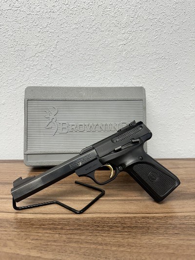 BROWNING Buck Mark .22 LR - Image 1 of 3