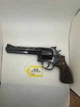 TAURUS 689 .357 MAG - 1 of 2