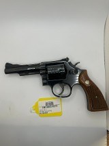 SMITH & WESSON 15-4 .38 SPL - 1 of 2