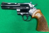 COLT BLUED PYTHON CLASSIC .357 MAG - 2 of 3
