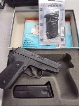 SIG SAUER P229 .40 S&W - 2 of 2
