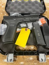 GLOCK G22 GEN 5 .40 S&W - 3 of 3