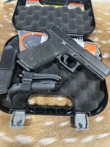GLOCK G22 GEN 5 .40 S&W - 3 of 3