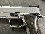 SIG SAUER P226 X5 MASTERSHOP 9MM LUGER (9x19 PARA) - 3 of 3