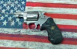 SMITH & WESSON 60 .38 SPL - 2 of 3