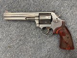 SMITH & WESSON 686 DELUXE .357 MAG - 1 of 3