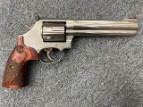 SMITH & WESSON 686 DELUXE .357 MAG - 2 of 3