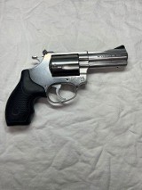 SMITH & WESSON 60-4 .38 SPL - 3 of 3
