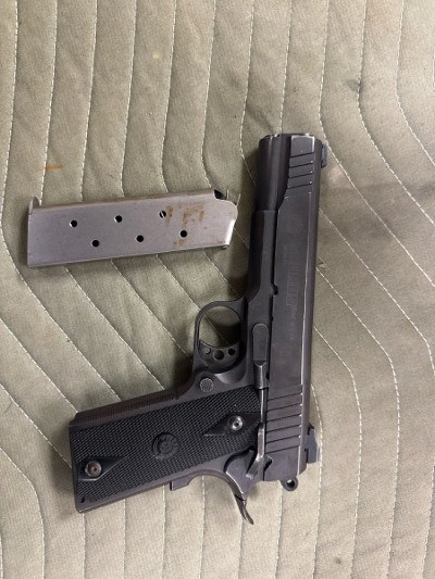 TAURUS PT-1911 45 ACP (45 Auto) - Image 1 of 2