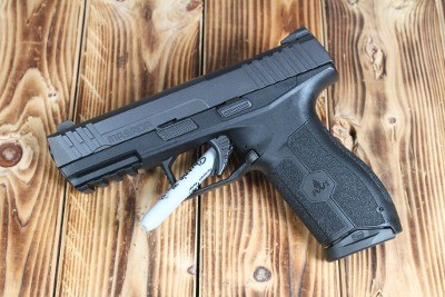IWI MASADA 9MM LUGER (9X19 PARA) - Image 1 of 3