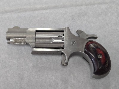 NORTH AMERICAN ARMS Mini-Revolver .22 LR - Image 1 of 3