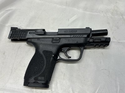 SMITH & WESSON M&P 2.0 9MM LUGER (9x19 PARA) - Image 1 of 3