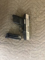 RUGER SR9C 9MM LUGER (9x19 PARA) - 1 of 2