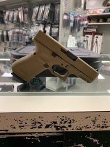 GLOCK 19 GEN 5 9MM LUGER (9x19 PARA) - 1 of 3