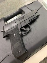 SIG SAUER P226 MK25 9MM LUGER (9X19 PARA) - 3 of 3