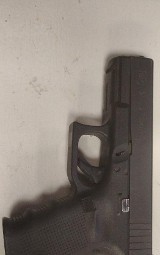 GLOCK 23 GEN 4 40 Smith & Wesson - 1 of 2