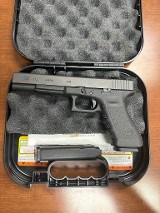GLOCK G17L 9MM LUGER (9x19 PARA) - 1 of 3