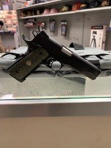 WILSON COMBAT 1911 .45 ACP - 1 of 3