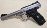SMITH & WESSON SW22 VICTORY .22 LR - 1 of 3