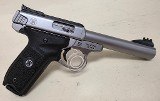 SMITH & WESSON SW22 VICTORY .22 LR - 2 of 3
