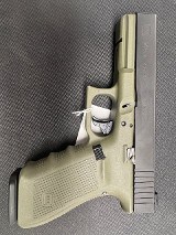 GLOCK G21 GEN 4 .45 ACP - 2 of 3
