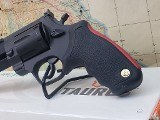 TAURUS RAGING HUNTER .44 MAGNUM - 2 of 3