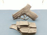 SMITH & WESSON M&P 40 Shield .40 S&W - 1 of 3
