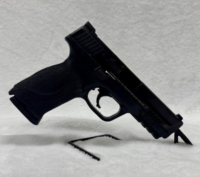 SMITH & WESSON M&P M2.0 9MM LUGER (9x19 PARA) - Image 1 of 3