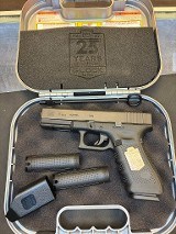 GLOCK G17 GEN 4 9MM LUGER (9x19 PARA) - 1 of 3